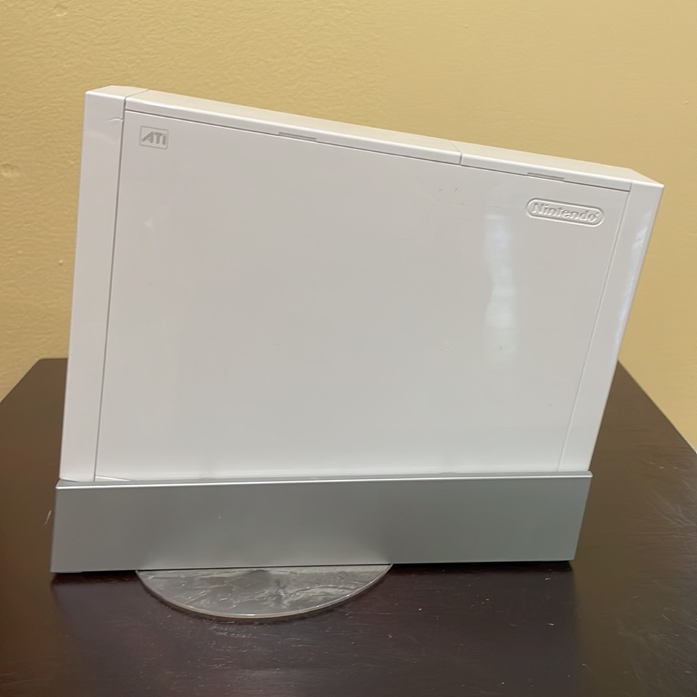 Nintendo Wii - Picture 6 of 7
